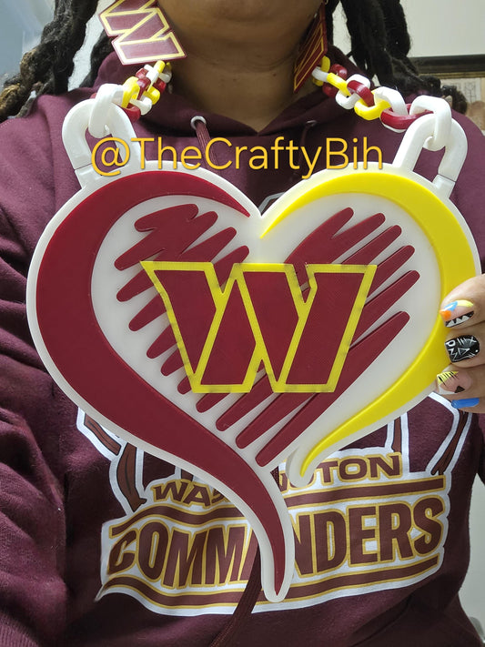 Love DC Comm heart chain